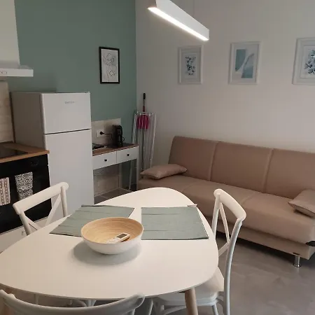 Casa Di Monique 1 Бари